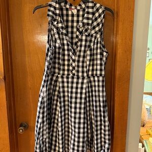 2X Black and White Gingham Collared Dress